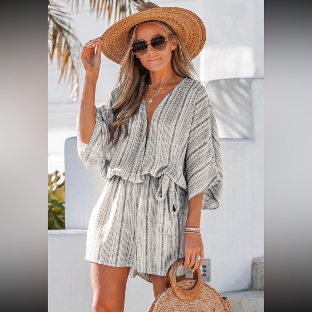 Cupshe Romper - Picture 2 of 3